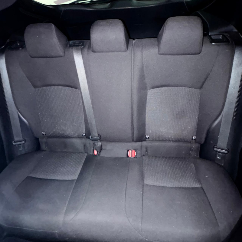 Toyota C-HR  5 pts. Base, CVT, a/ac. Aut., f. led, RA-17 2018
